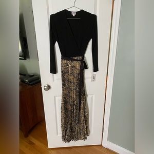 LuLaRoe Elegant DeAnne Dress - S